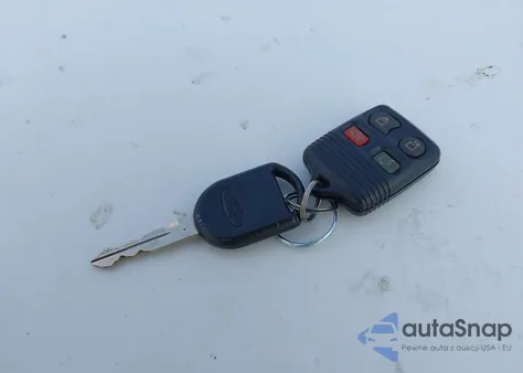 2010 Ford Explorer Xlt из США, поврежденный, VIN 1FMEU7DE4AUA62936